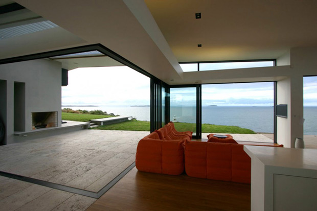 Beautiful interior design for minimalist house