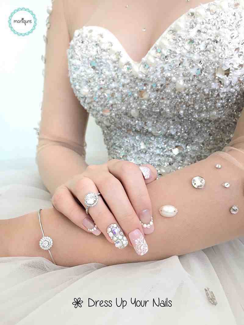 Wedding nails bride manicure nail art design 12