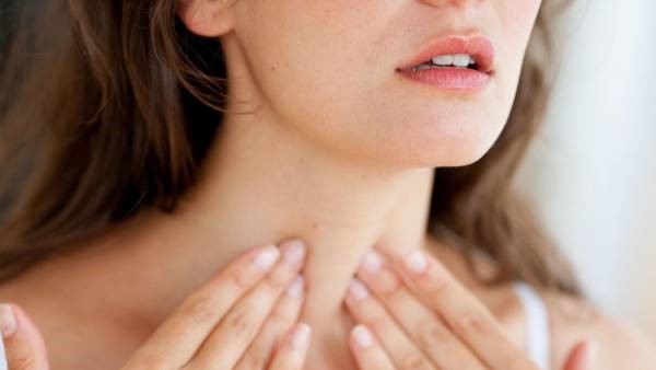 What are the symptoms of overactive thyroid